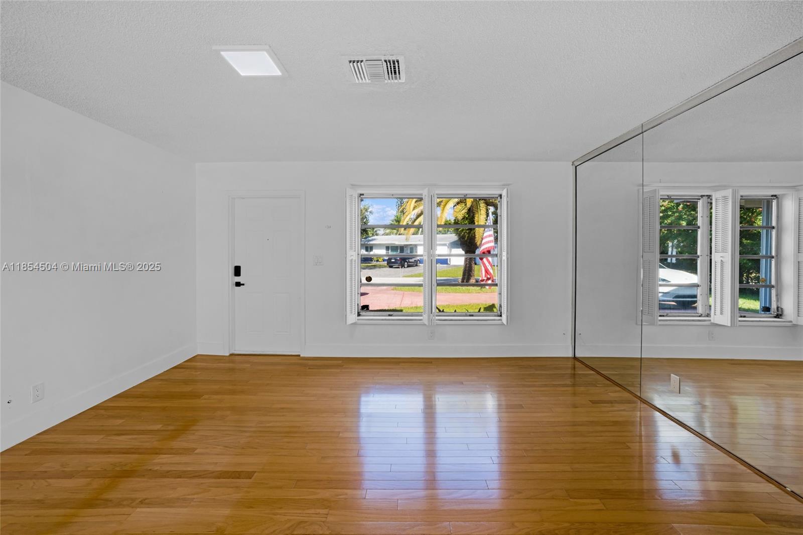 ROYAL PALM ACRES SECOND S - Residential