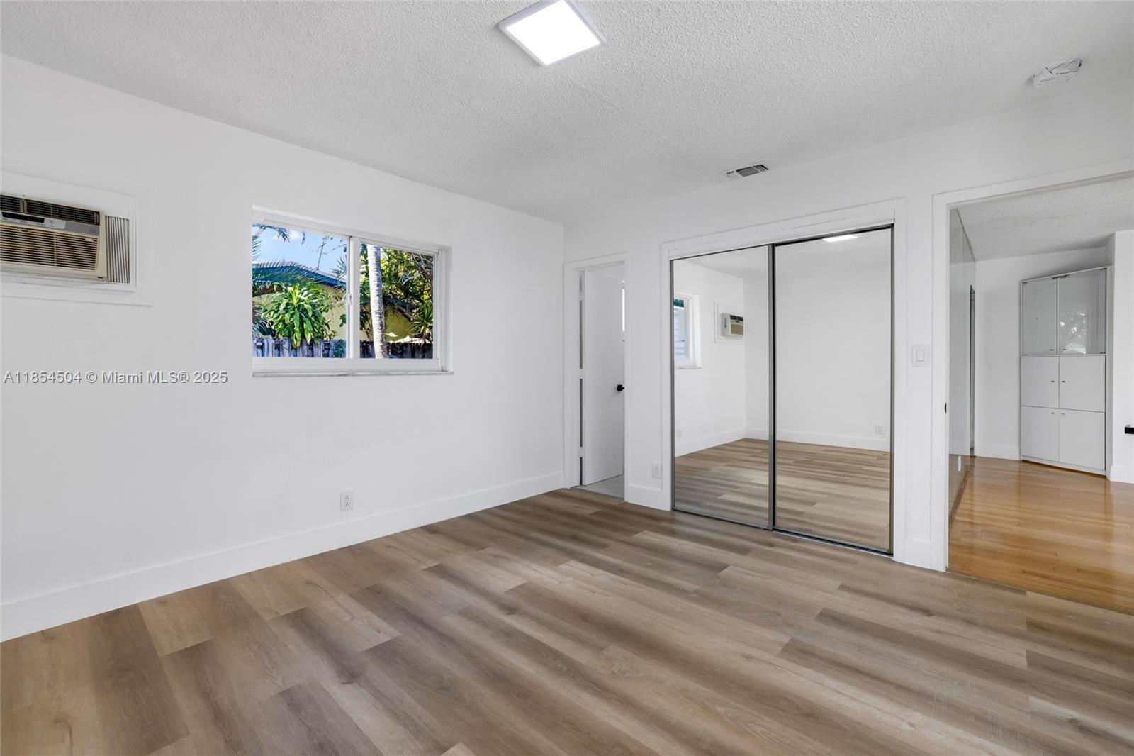 ROYAL PALM ACRES SECOND S - Residential