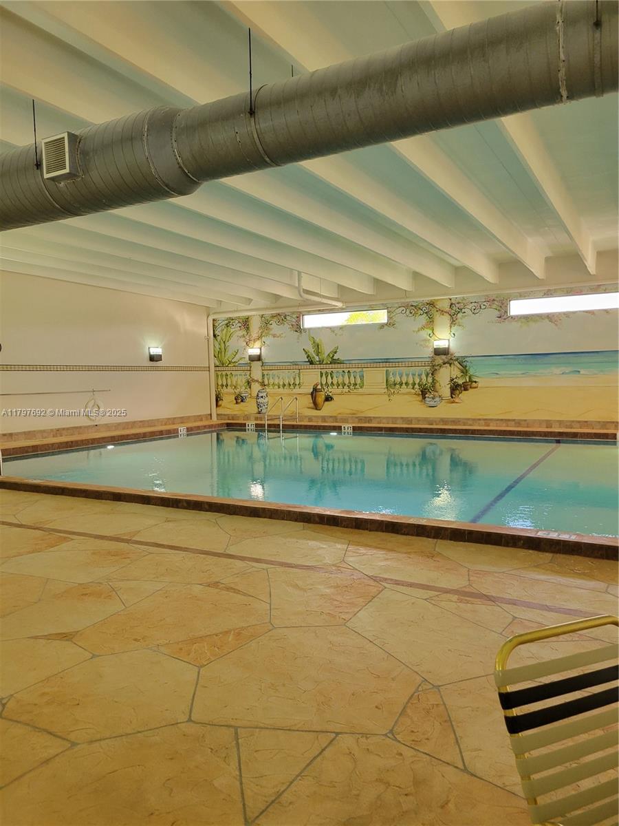CENTURY VILLAGE CONDO - Residential Lease