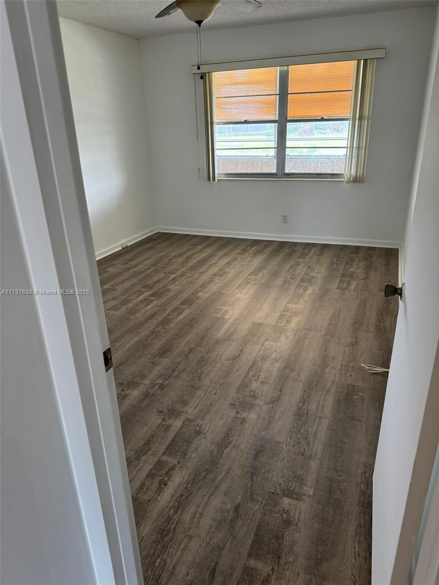 CENTURY VILLAGE CONDO - Residential Lease