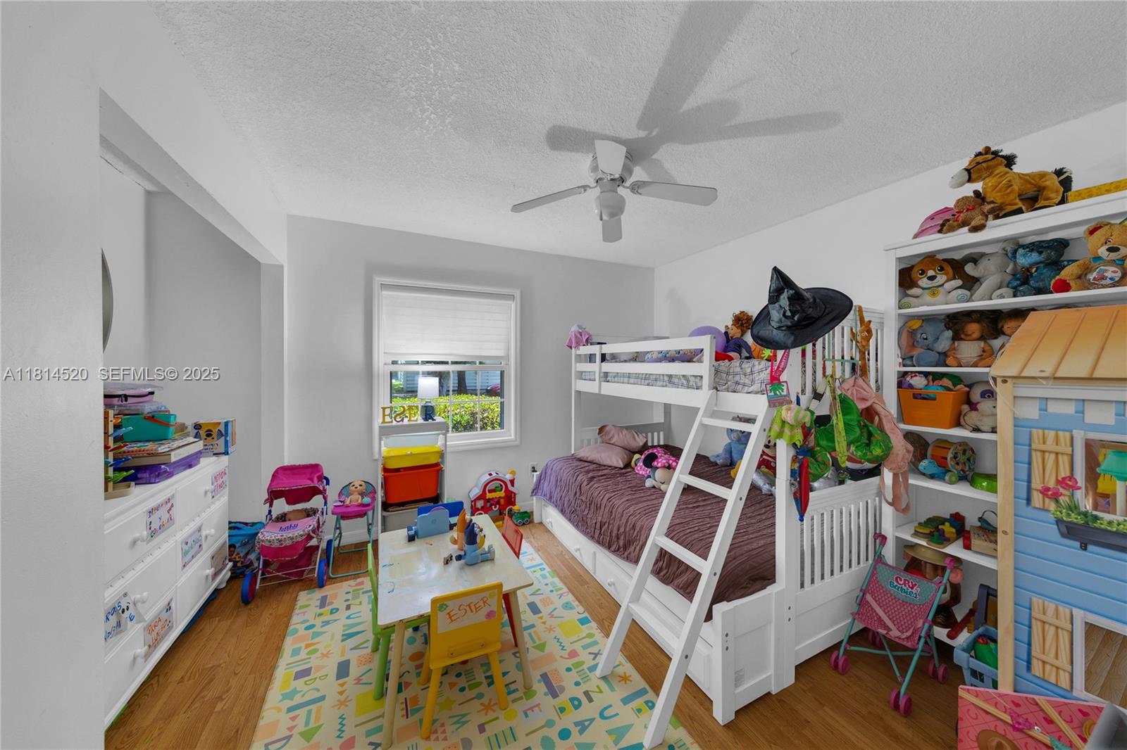 COUNTRY WALK SEC 3 - Residential