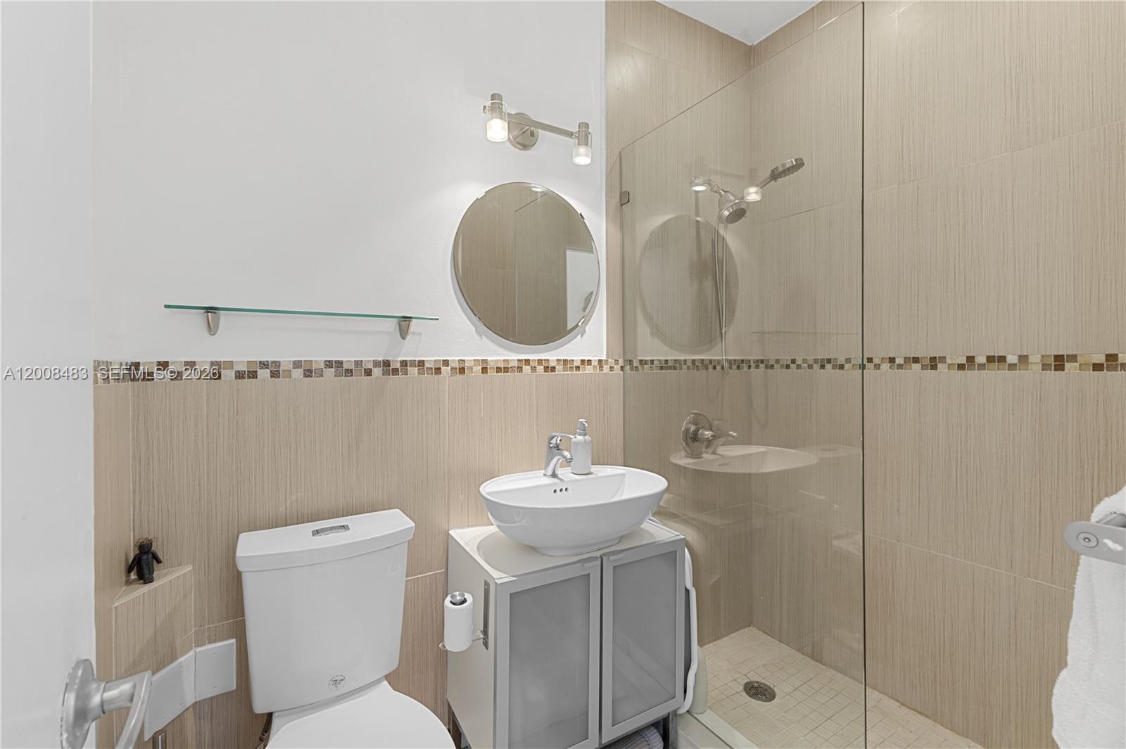 2445 Lake Pancoast Dr M