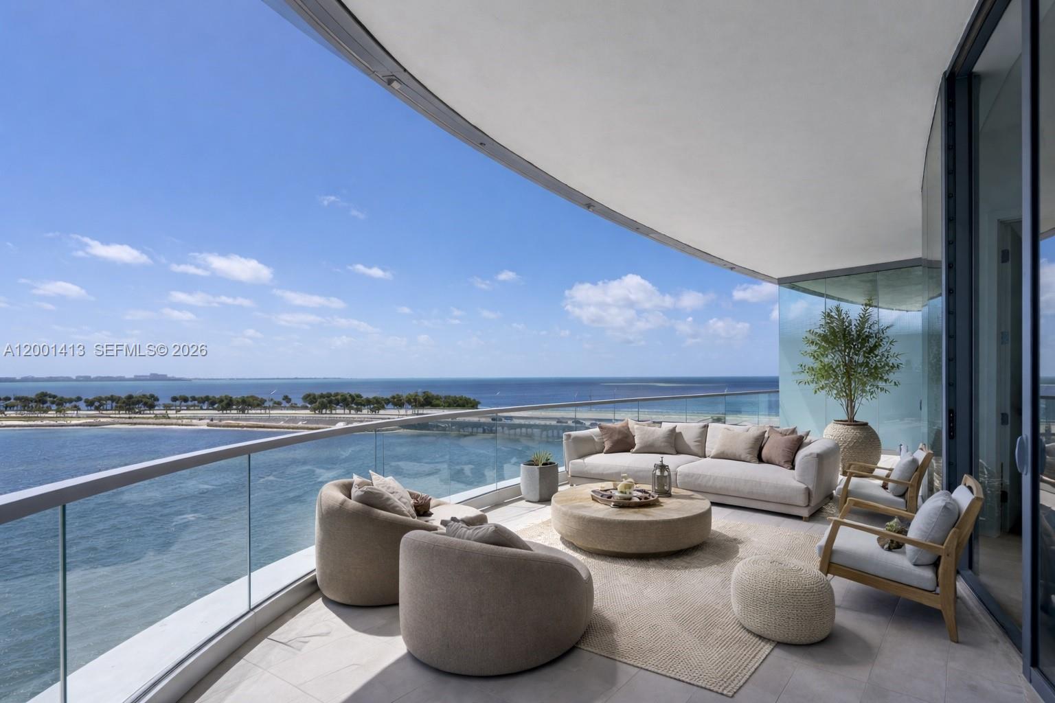 Una Residences - Residential