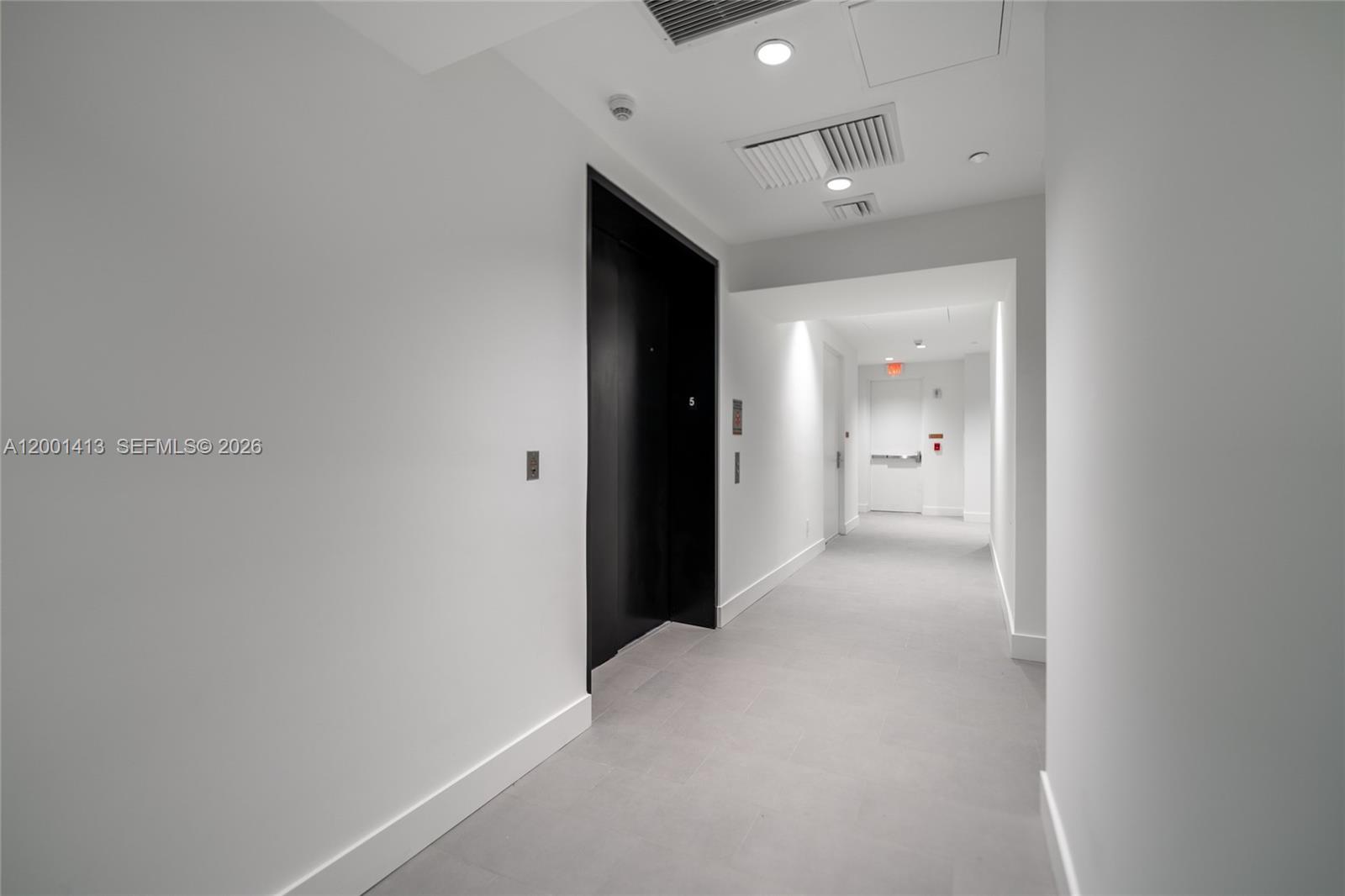 Una Residences - Residential