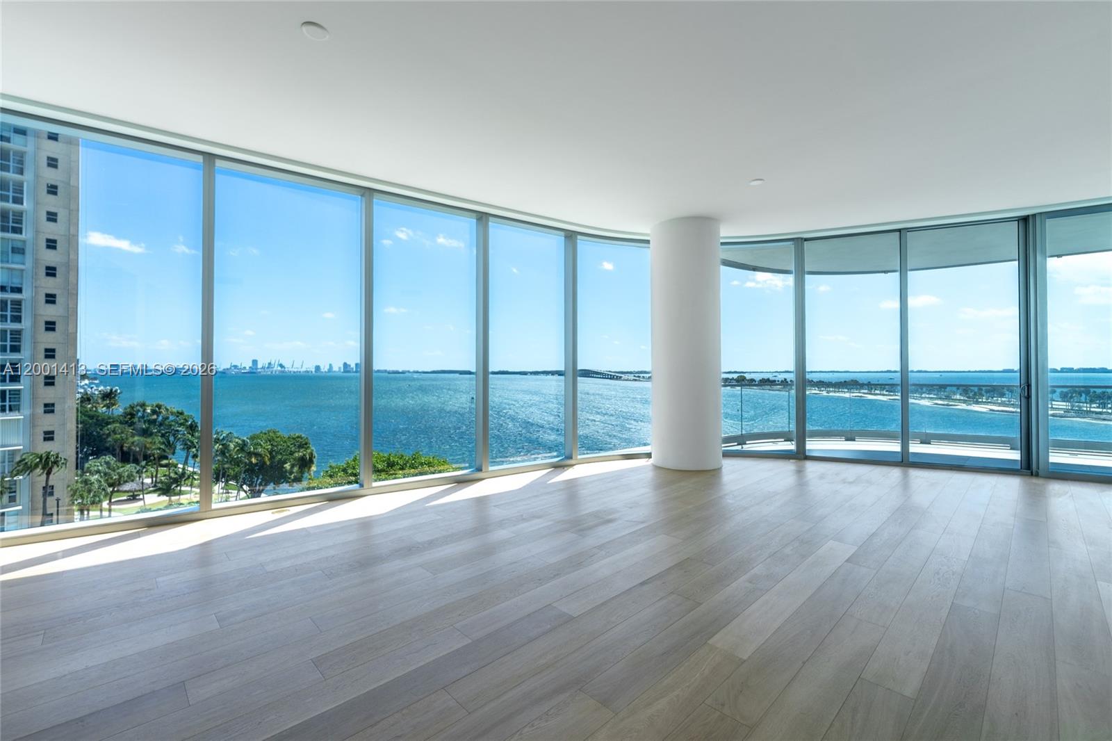 Una Residences - Residential