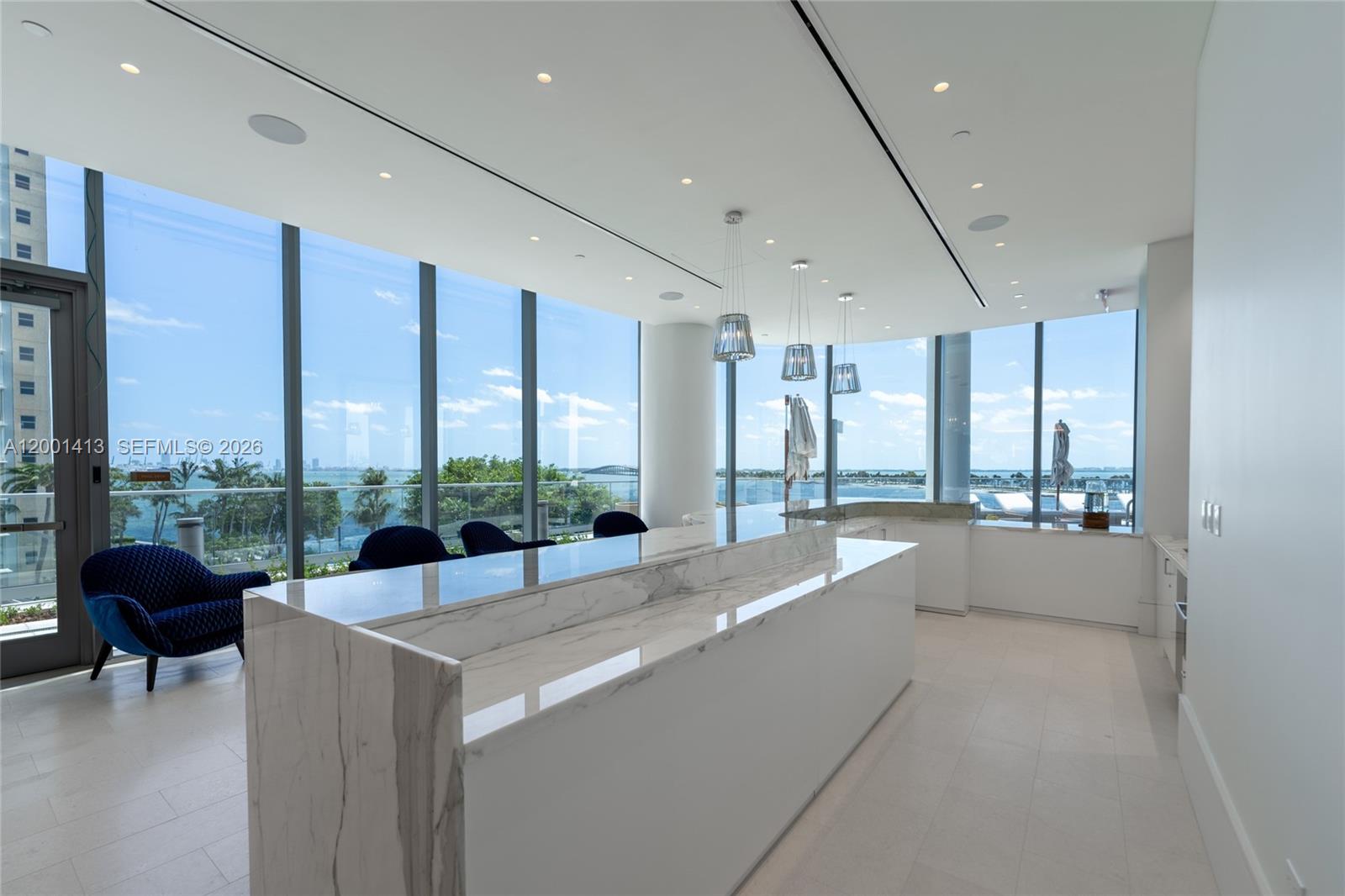 Una Residences - Residential