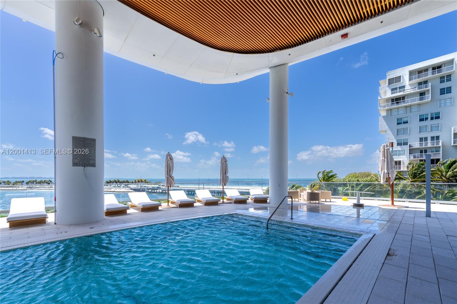 Una Residences - Residential