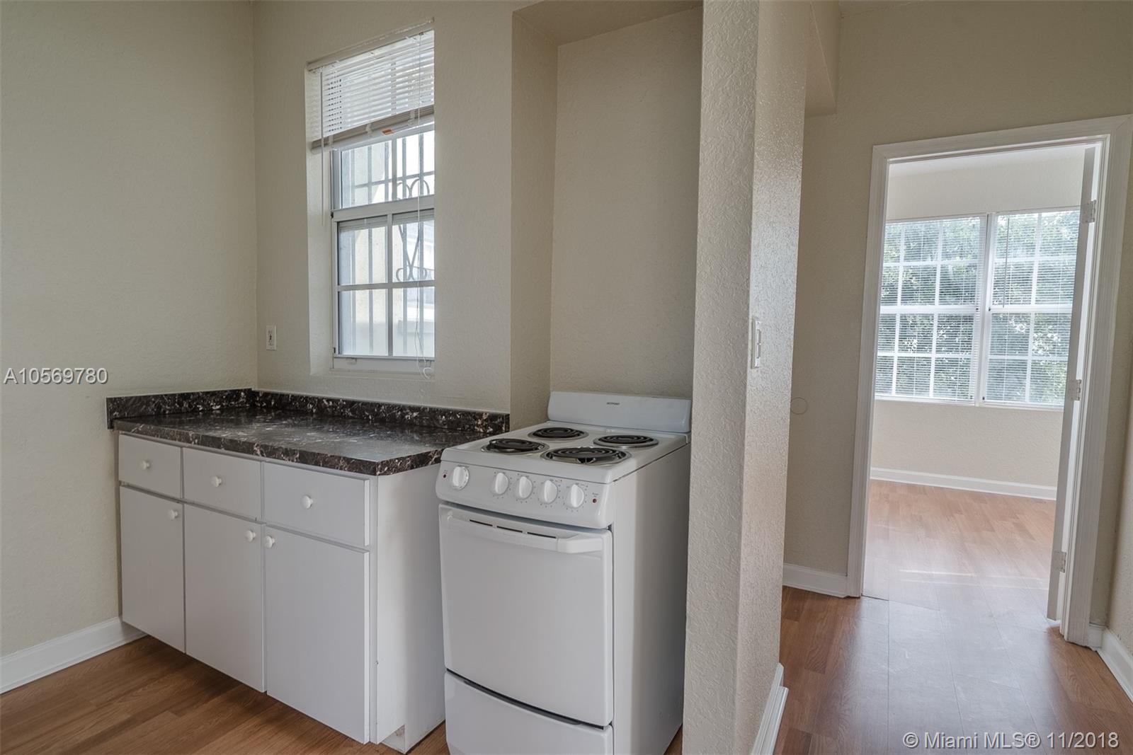 LAWRENCE ESTATE EAST ADDN - Residential Lease