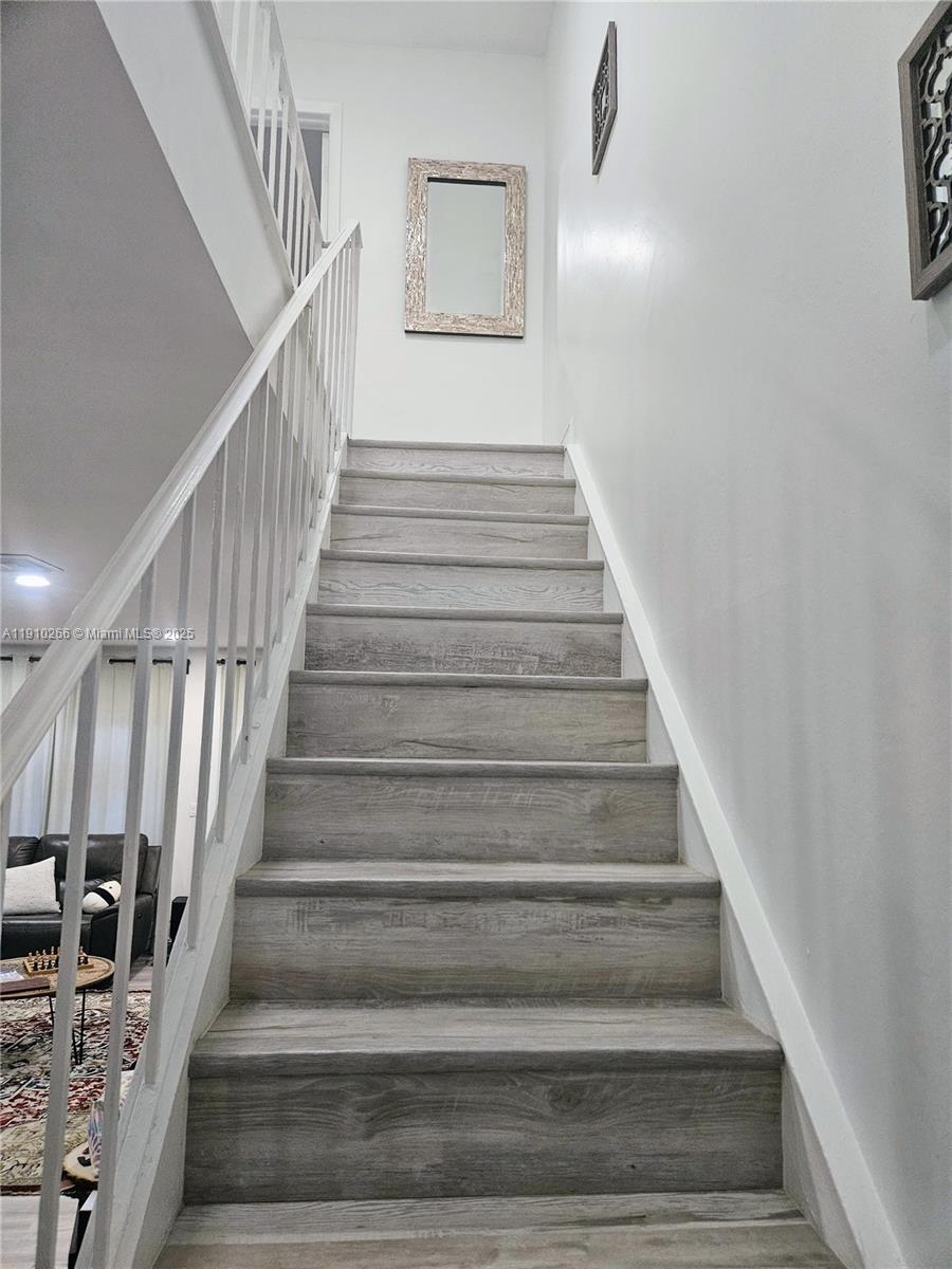 CENTRE COURT CONDO - Residential