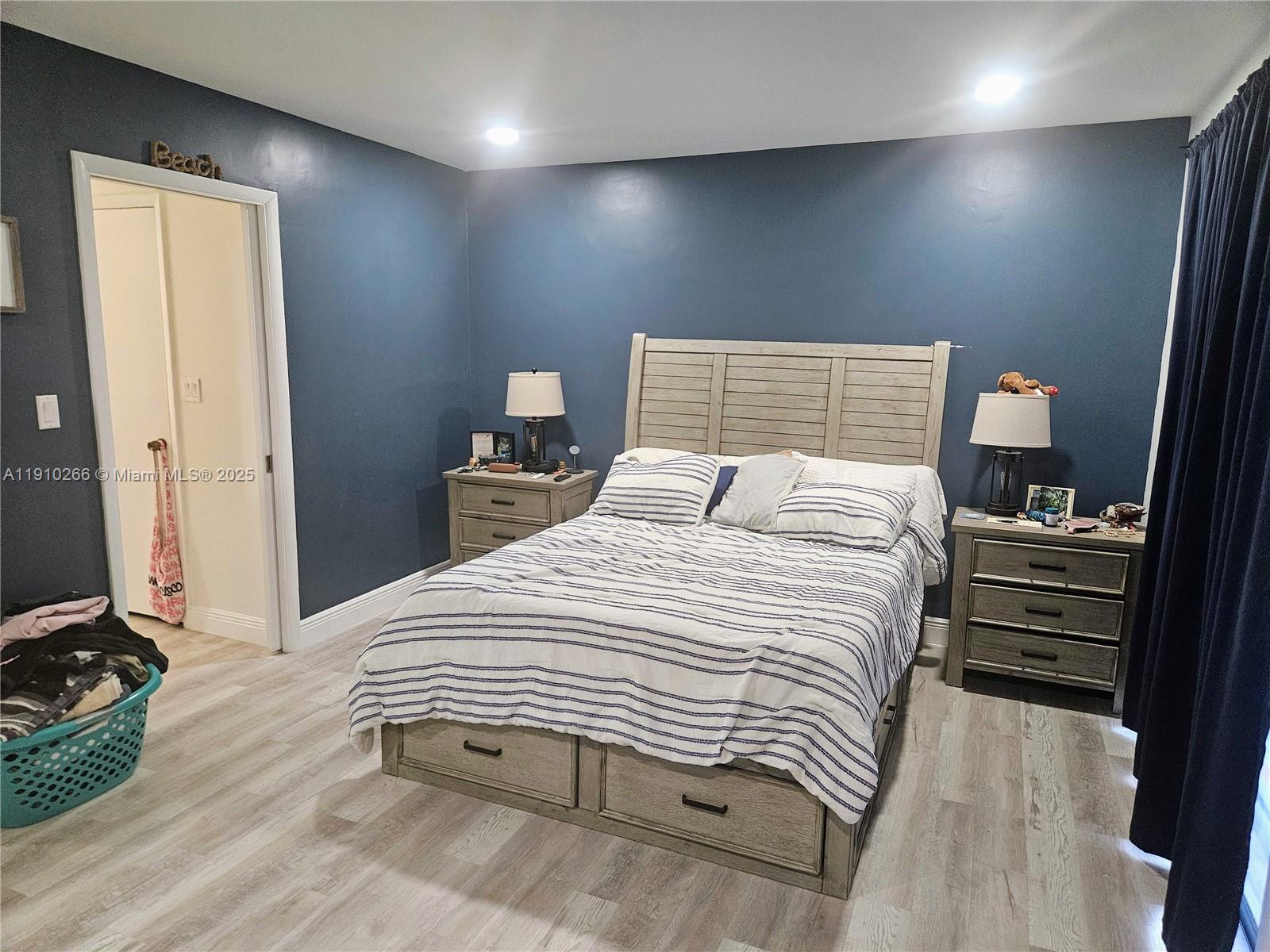 CENTRE COURT CONDO - Residential