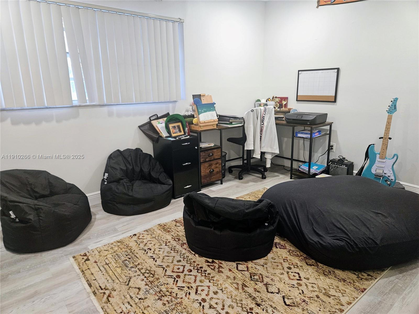 CENTRE COURT CONDO - Residential