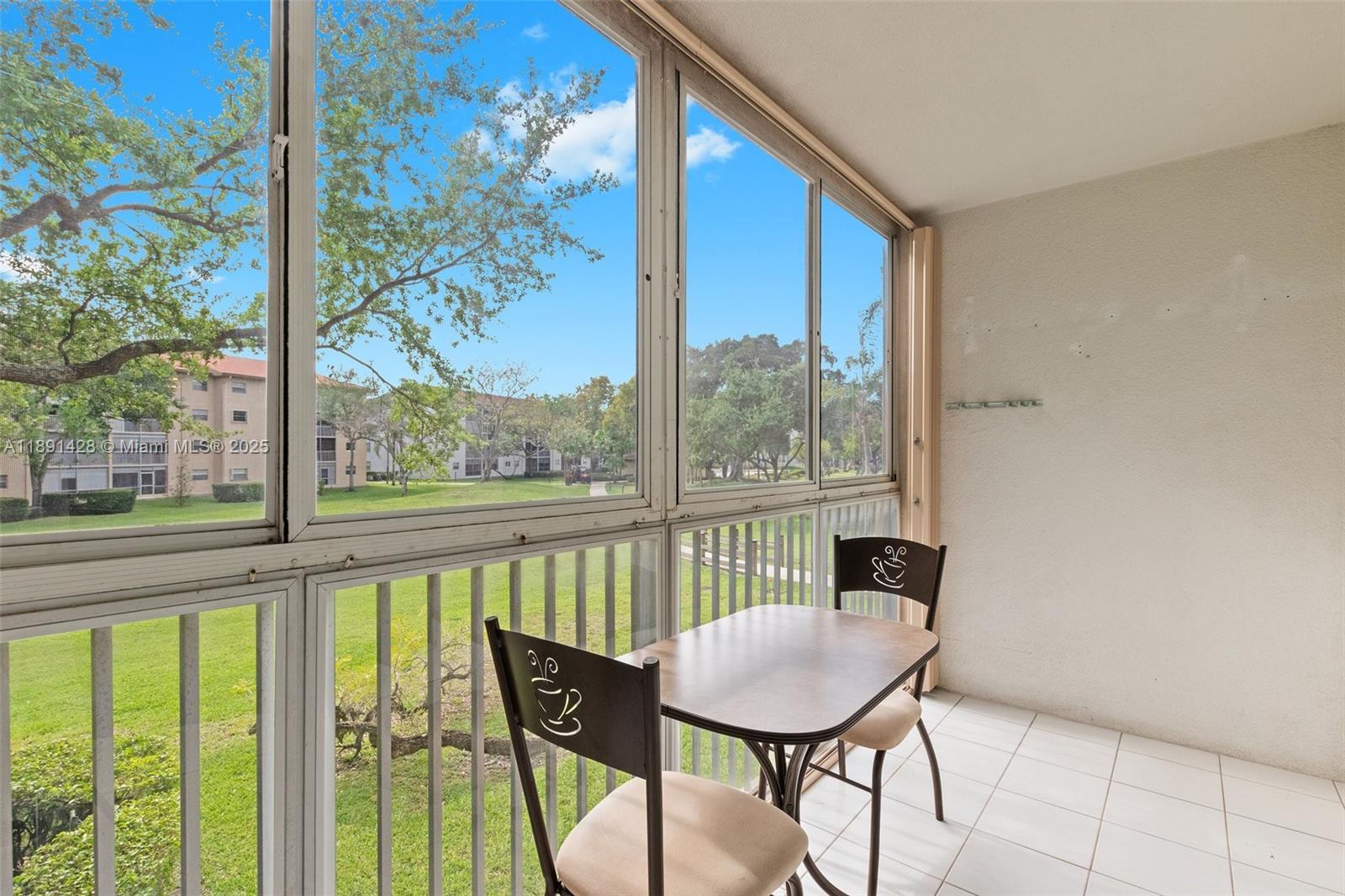 CAMBRIDGE AT CENTURY VILL - Residential