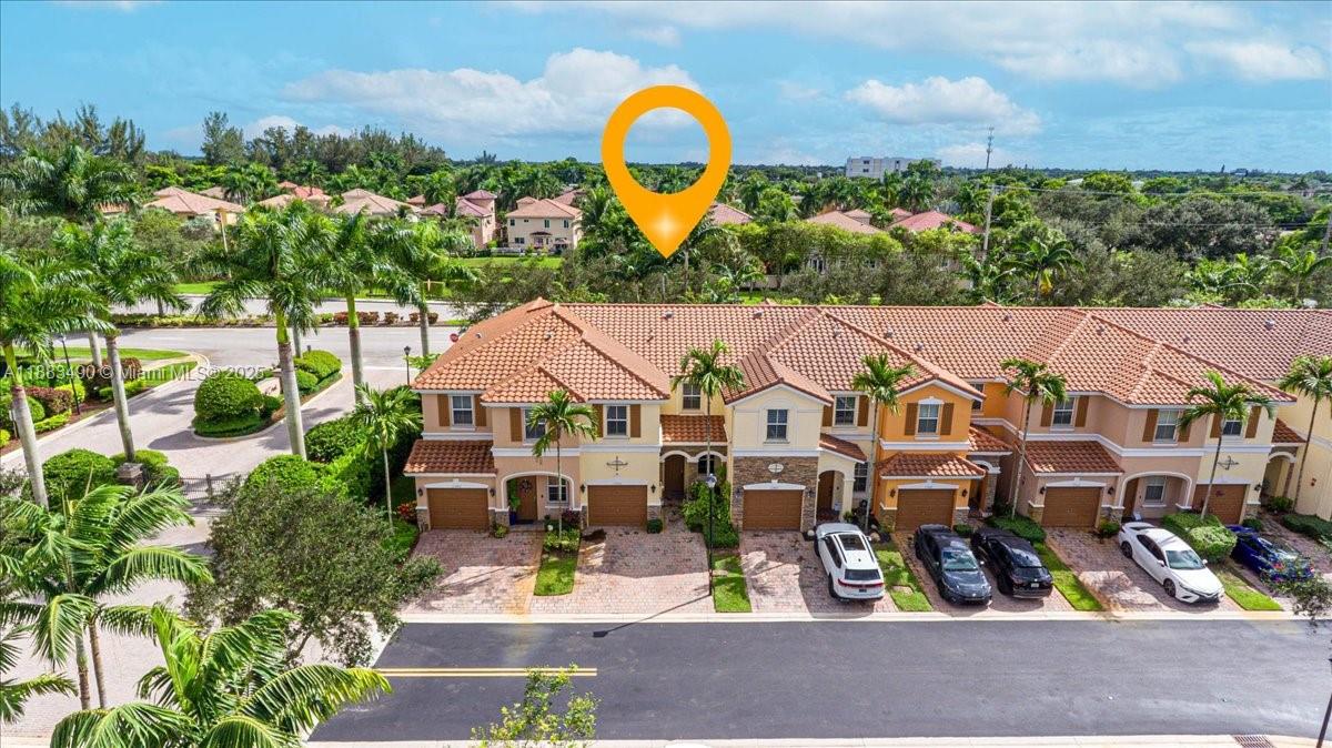 EMERALD CREEK TOWNHOMES - Residential Lease