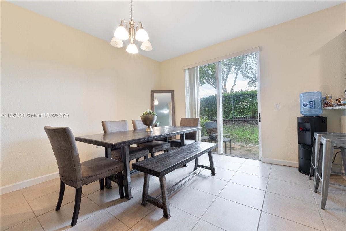 EMERALD CREEK TOWNHOMES - Residential Lease