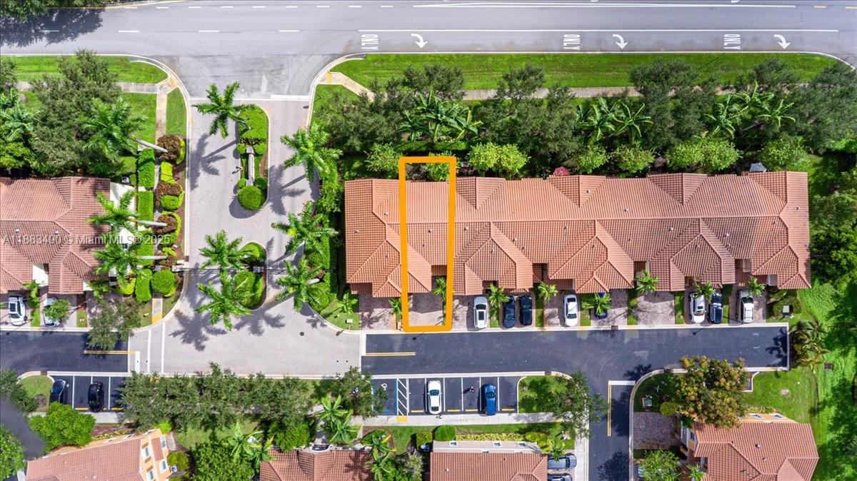 EMERALD CREEK TOWNHOMES - Residential Lease