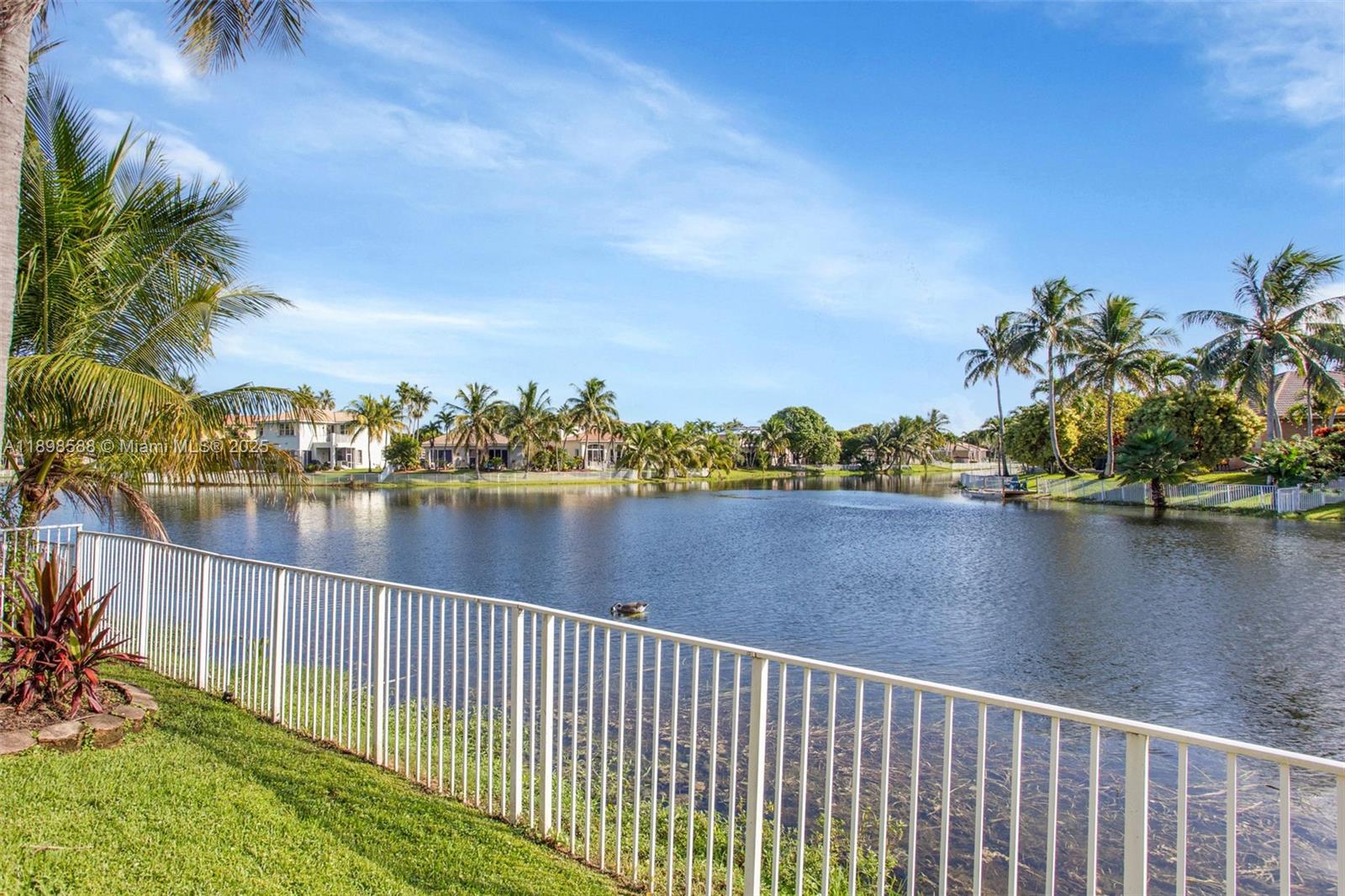 POD 10 AT MONARCH LAKES - Residential