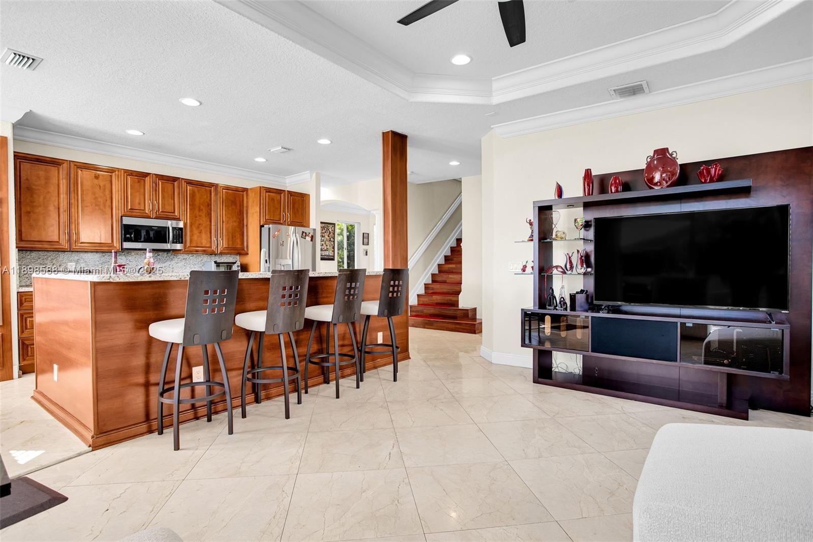 POD 10 AT MONARCH LAKES - Residential