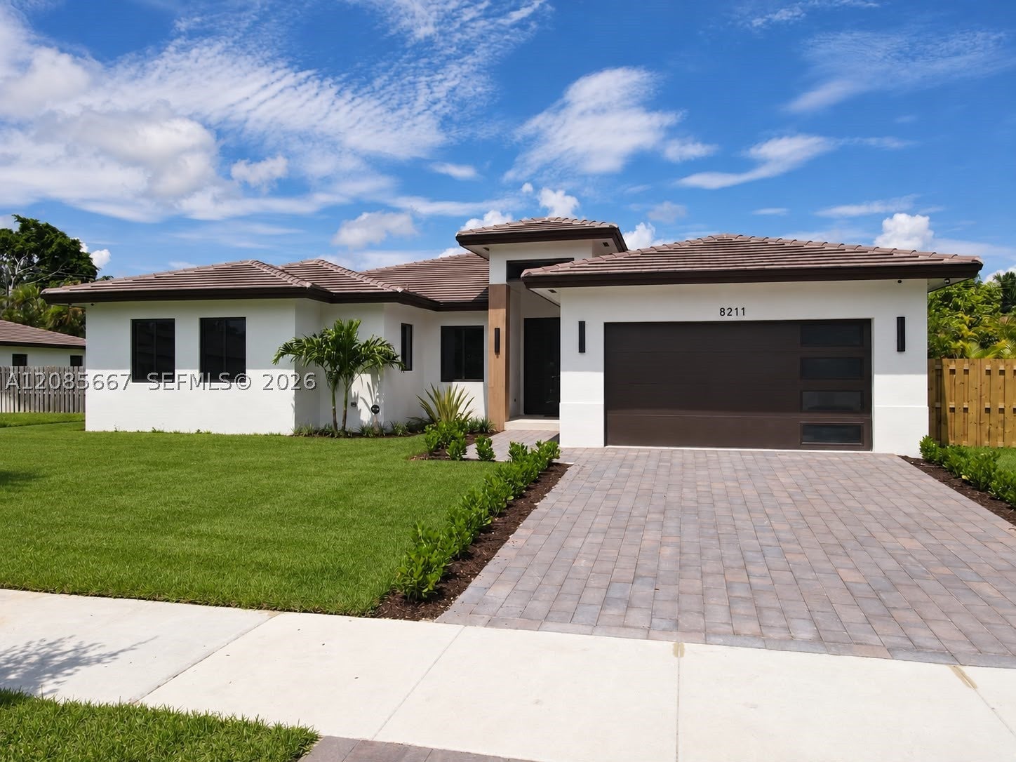8211 SW 193rd Ter, Cutler Bay, FL, 33157/$1,650,000 1 8211 SW 193rd Ter