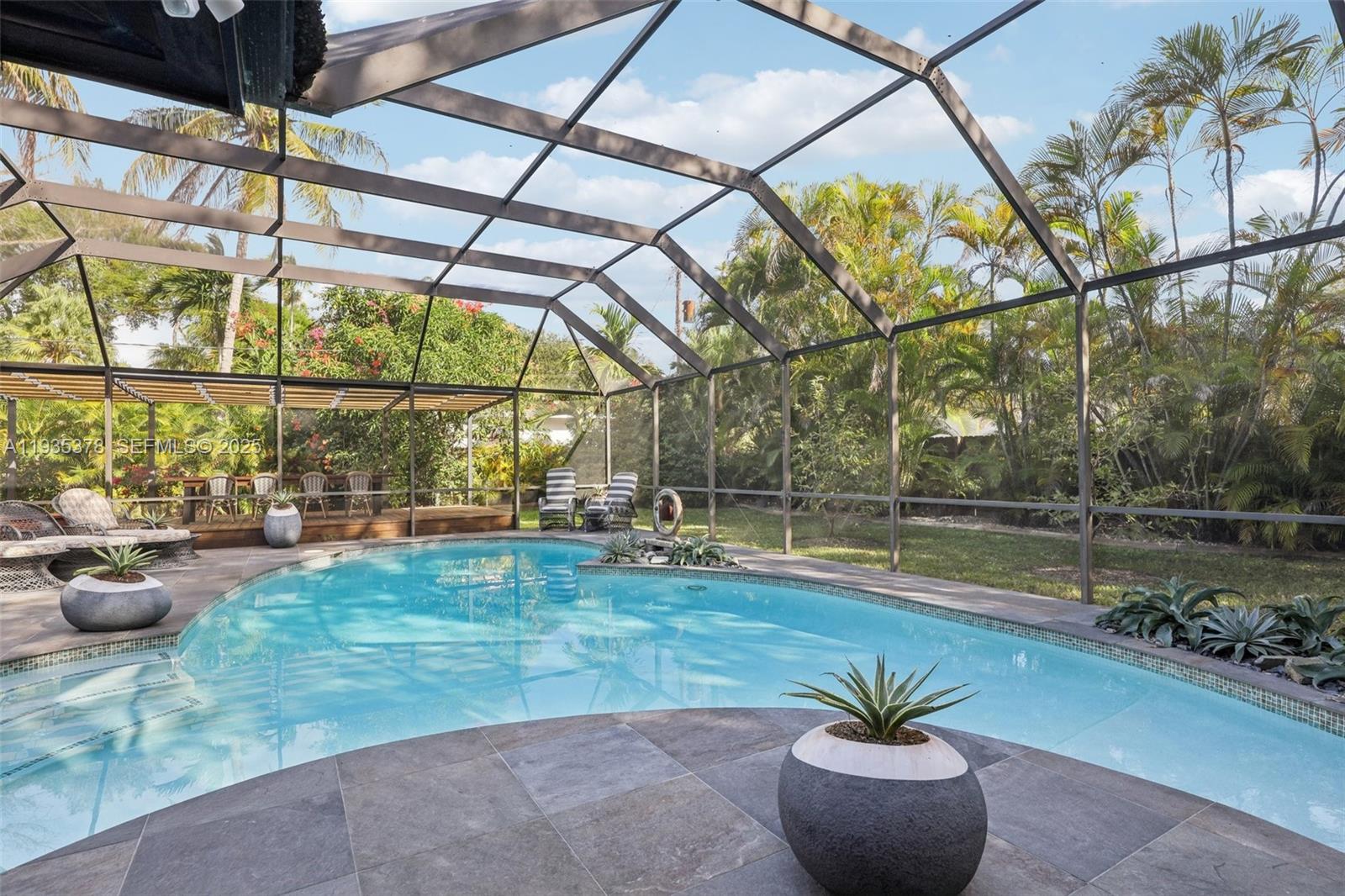 OMNI ESTATES 2ND ADDN - Residential