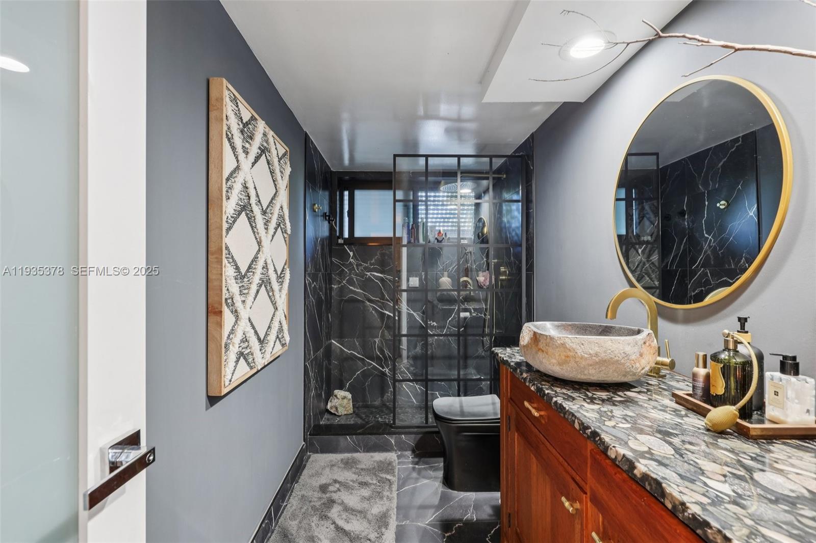 OMNI ESTATES 2ND ADDN - Residential