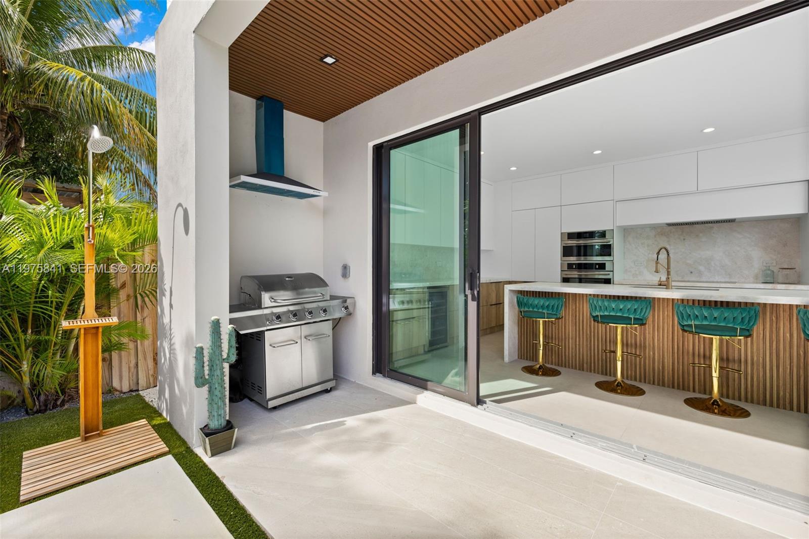 PULLMAN PK - Residential Lease