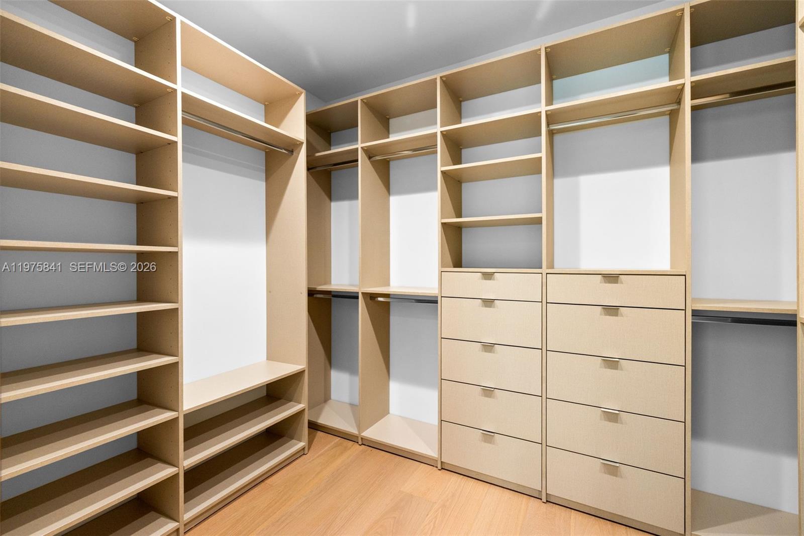 PULLMAN PK - Residential Lease