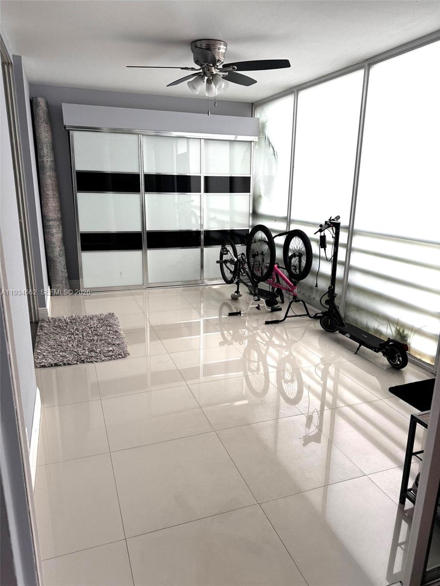 VILLA DORADA - Residential