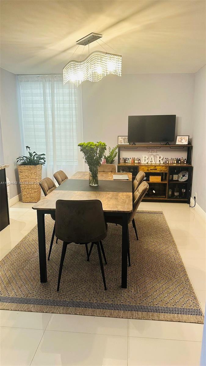 VILLA DORADA - Residential