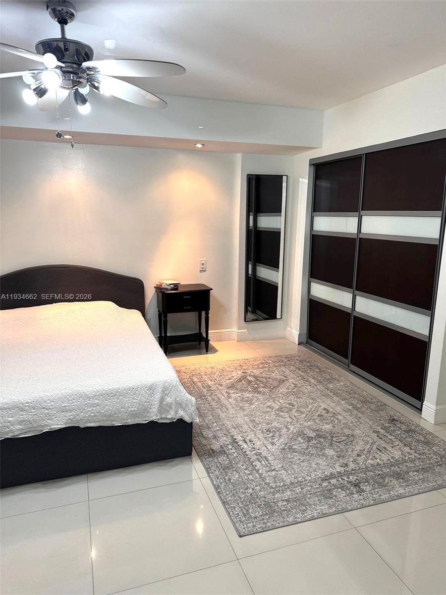 VILLA DORADA - Residential