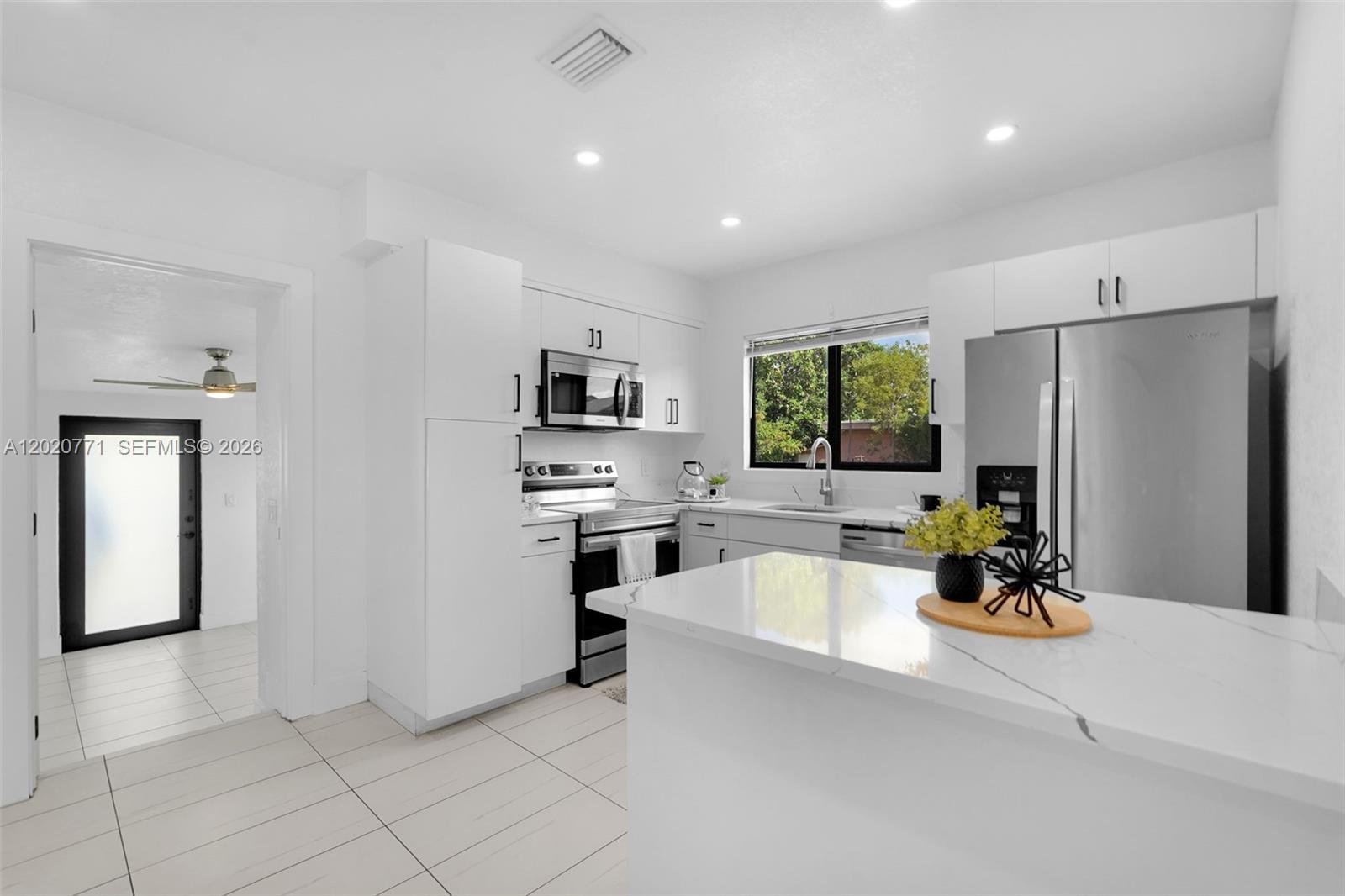 MILLER LAWN - Residential