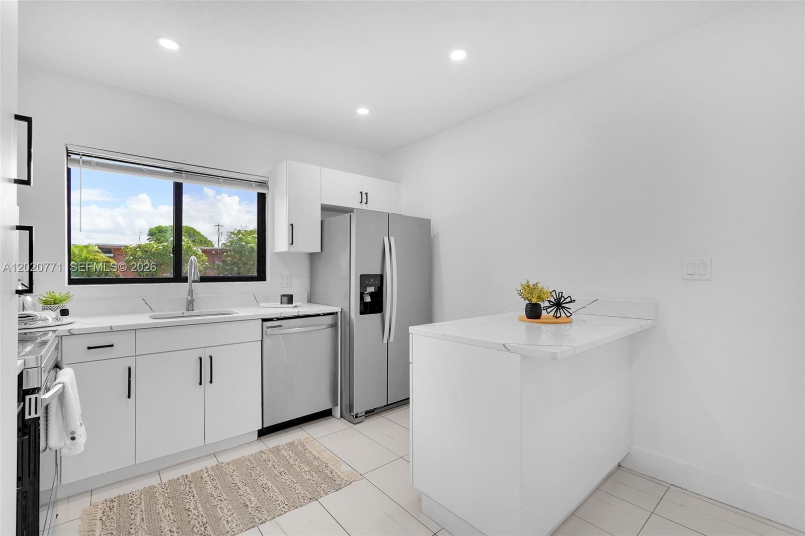 MILLER LAWN - Residential