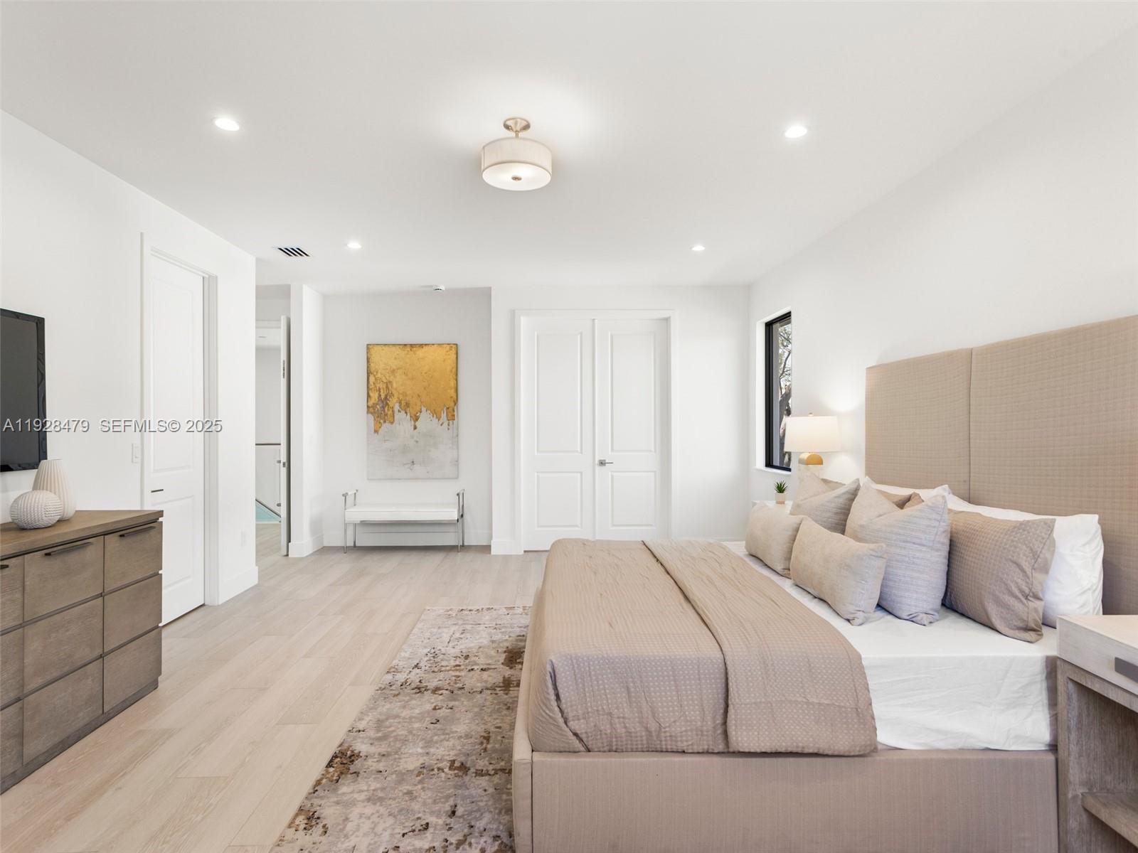 UNIVERSITY BAPTIST CHURCH - Residential