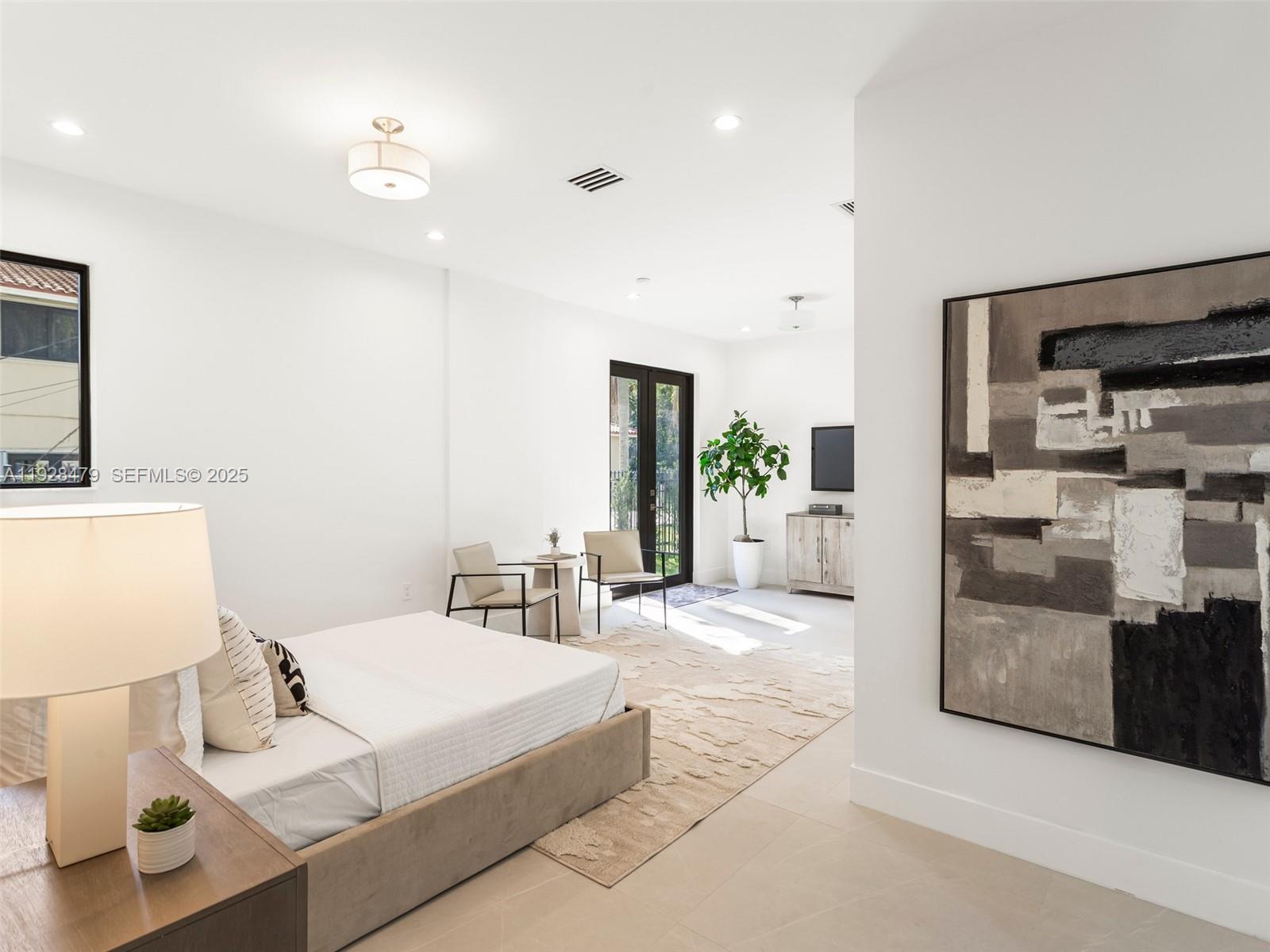 UNIVERSITY BAPTIST CHURCH - Residential