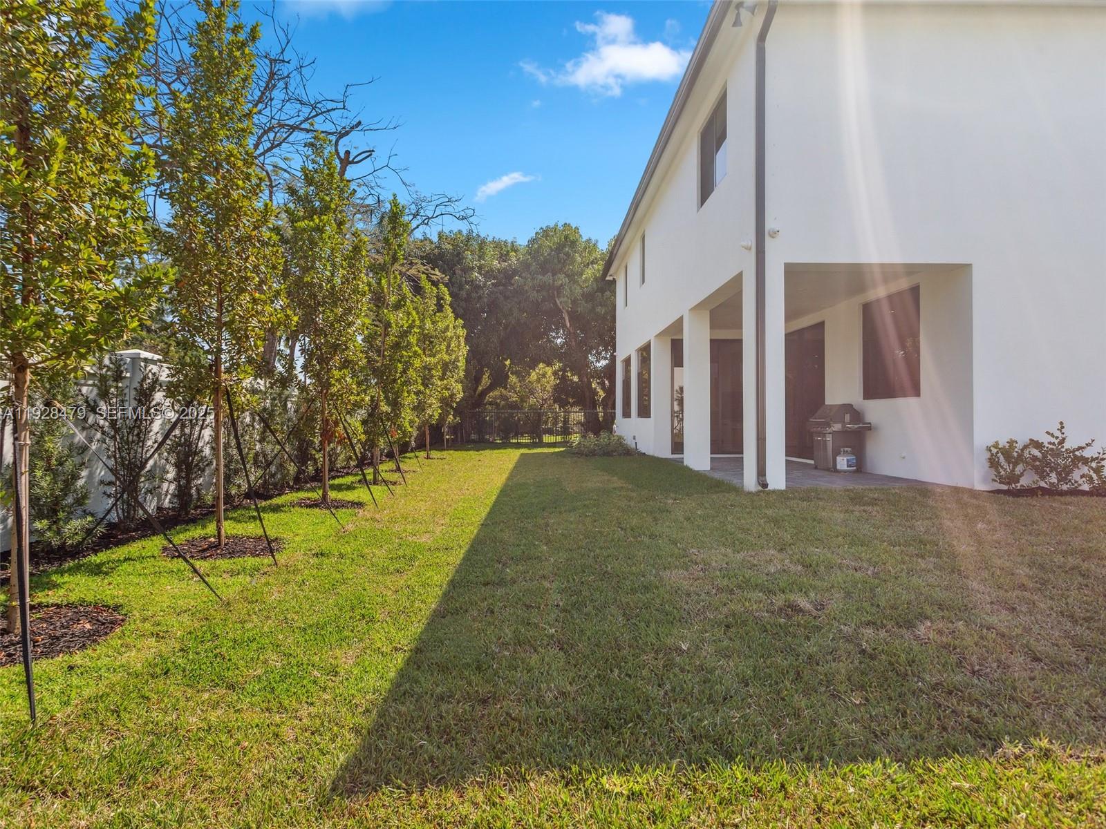 UNIVERSITY BAPTIST CHURCH - Residential