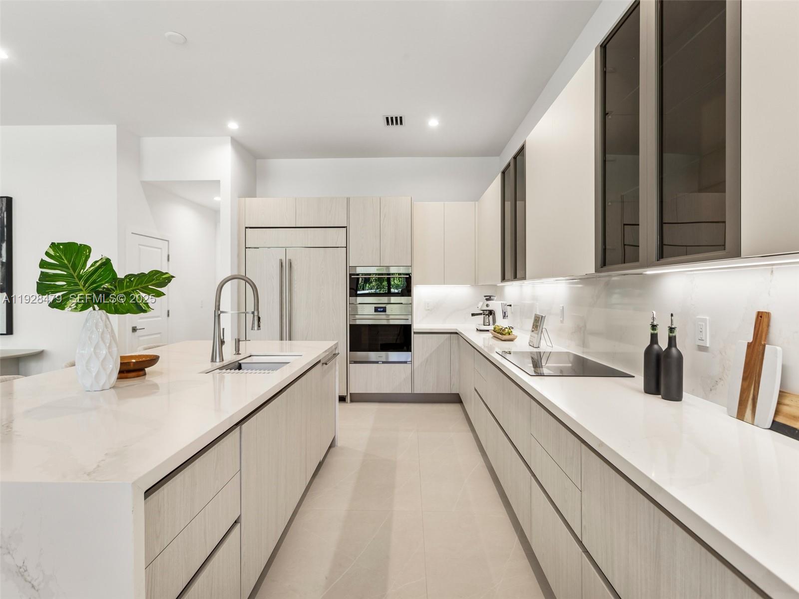 UNIVERSITY BAPTIST CHURCH - Residential