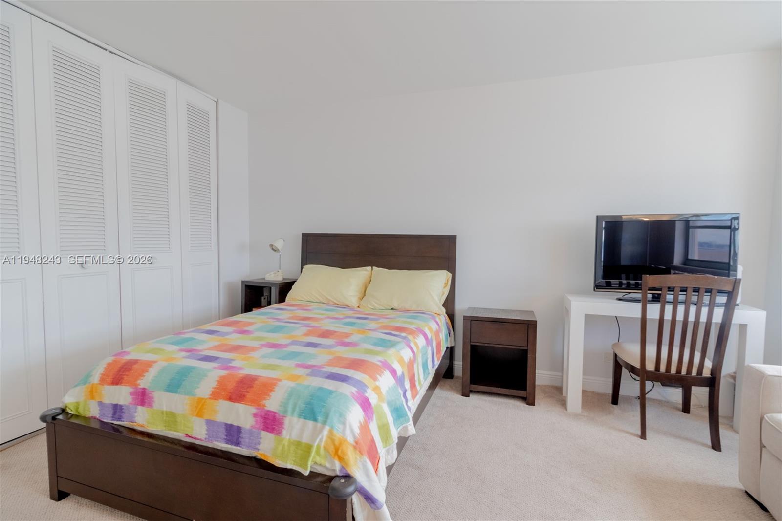 WINSTON TOWERS 100 CONDO - Residential