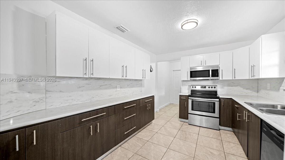 BELL GARDENS - Residential