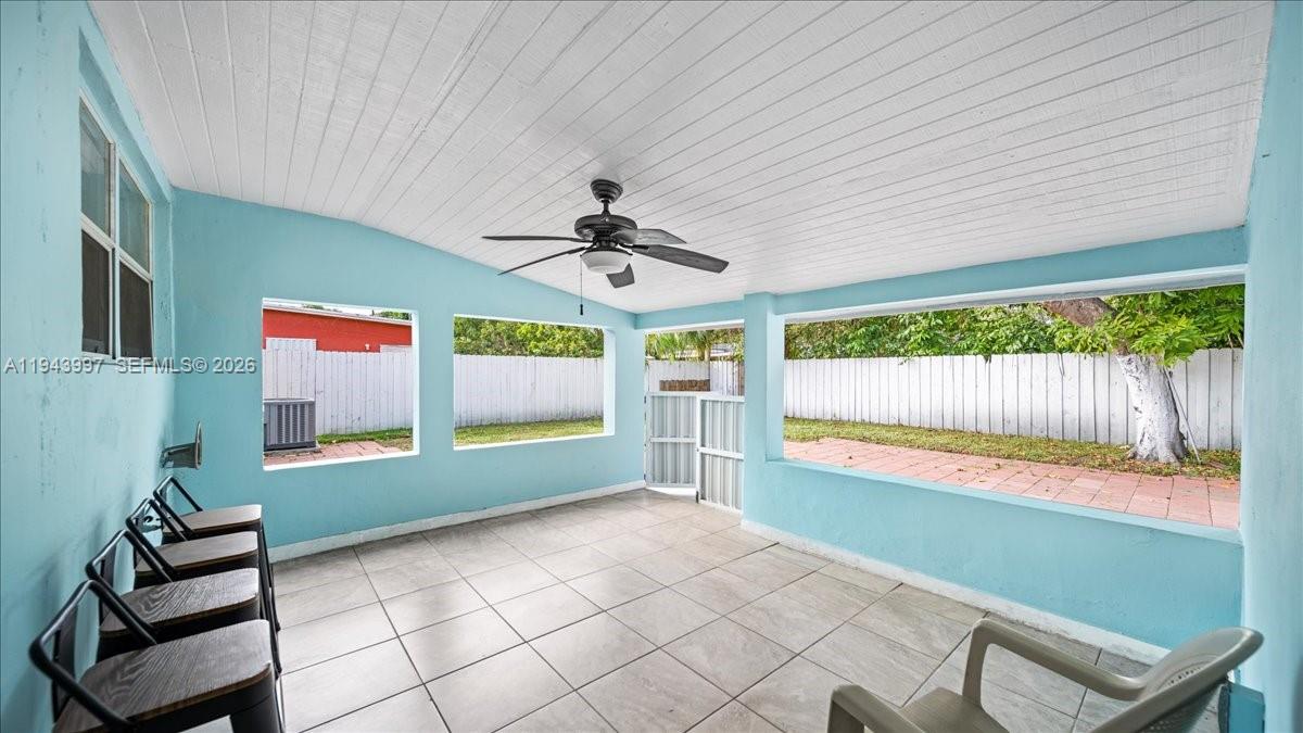 BELL GARDENS - Residential