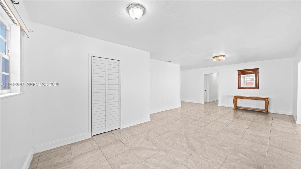 BELL GARDENS - Residential