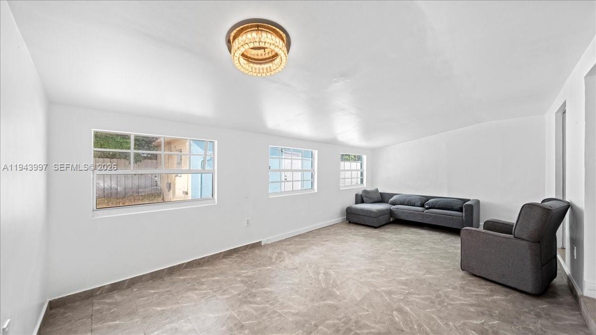 BELL GARDENS - Residential