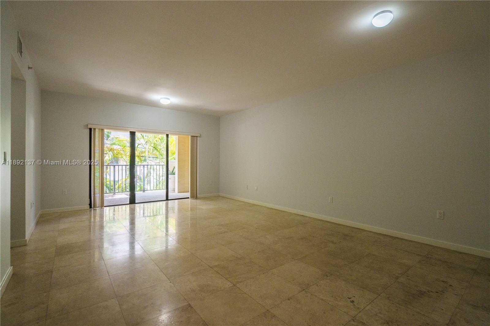 CORAL GABLES SEC K - Residential Lease