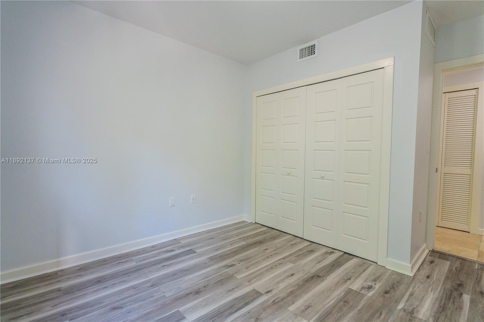 CORAL GABLES SEC K - Residential Lease