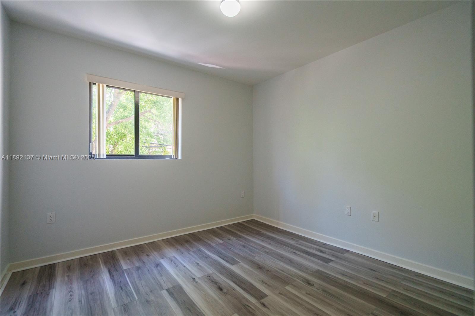 CORAL GABLES SEC K - Residential Lease