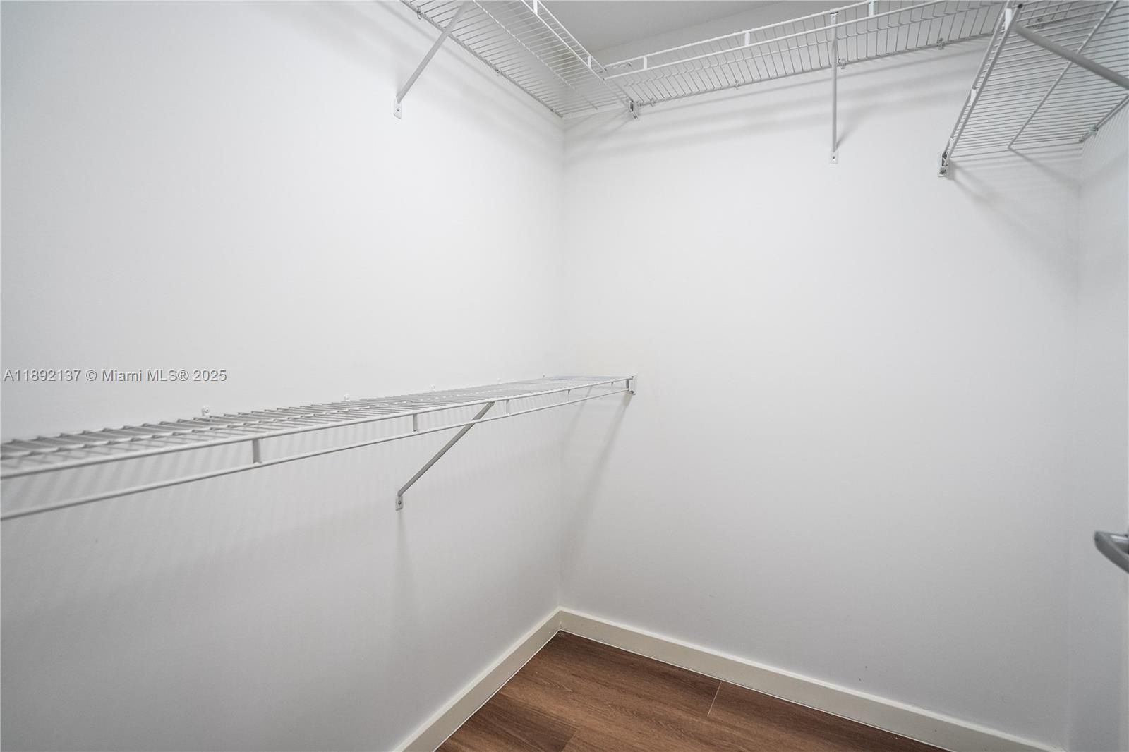 CORAL GABLES SEC K - Residential Lease