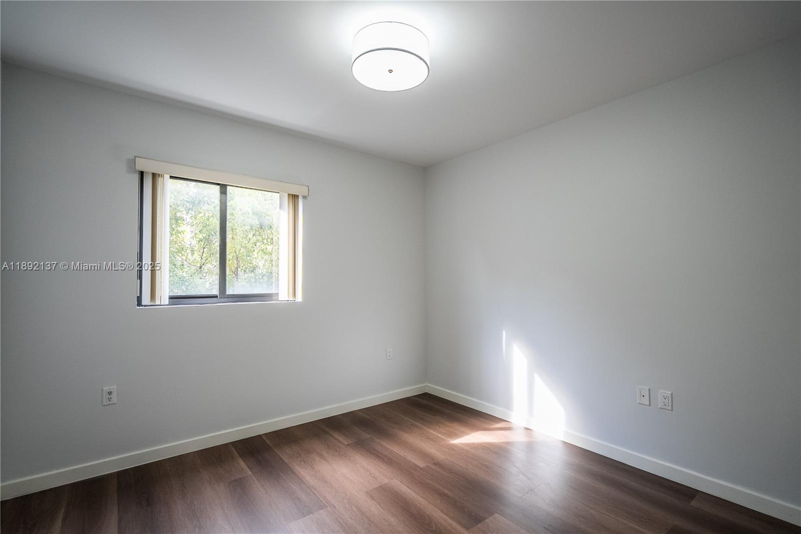 CORAL GABLES SEC K - Residential Lease