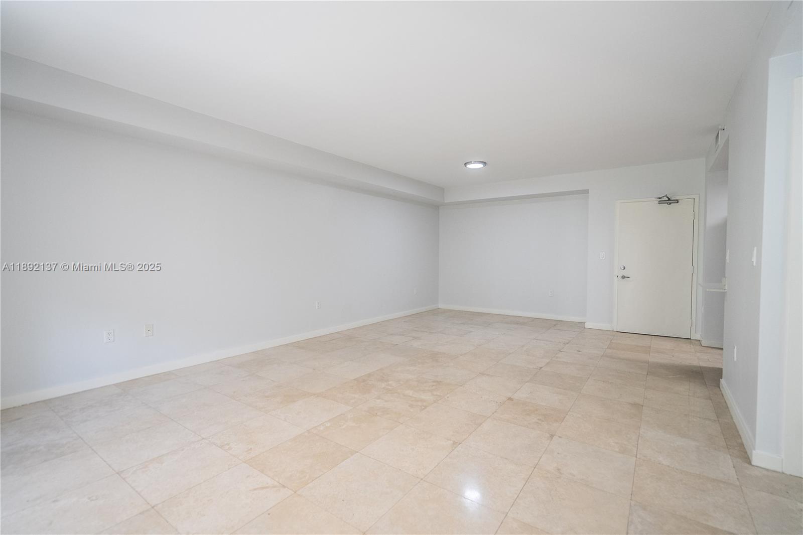 CORAL GABLES SEC K - Residential Lease