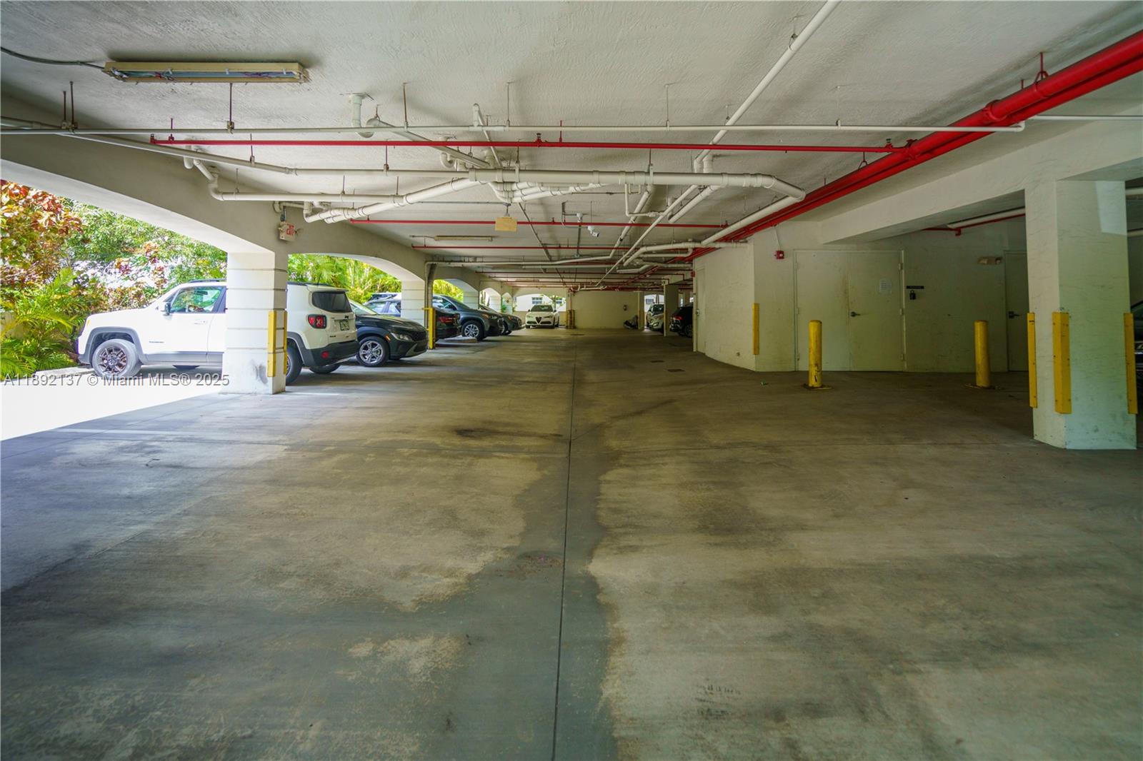 CORAL GABLES SEC K - Residential Lease