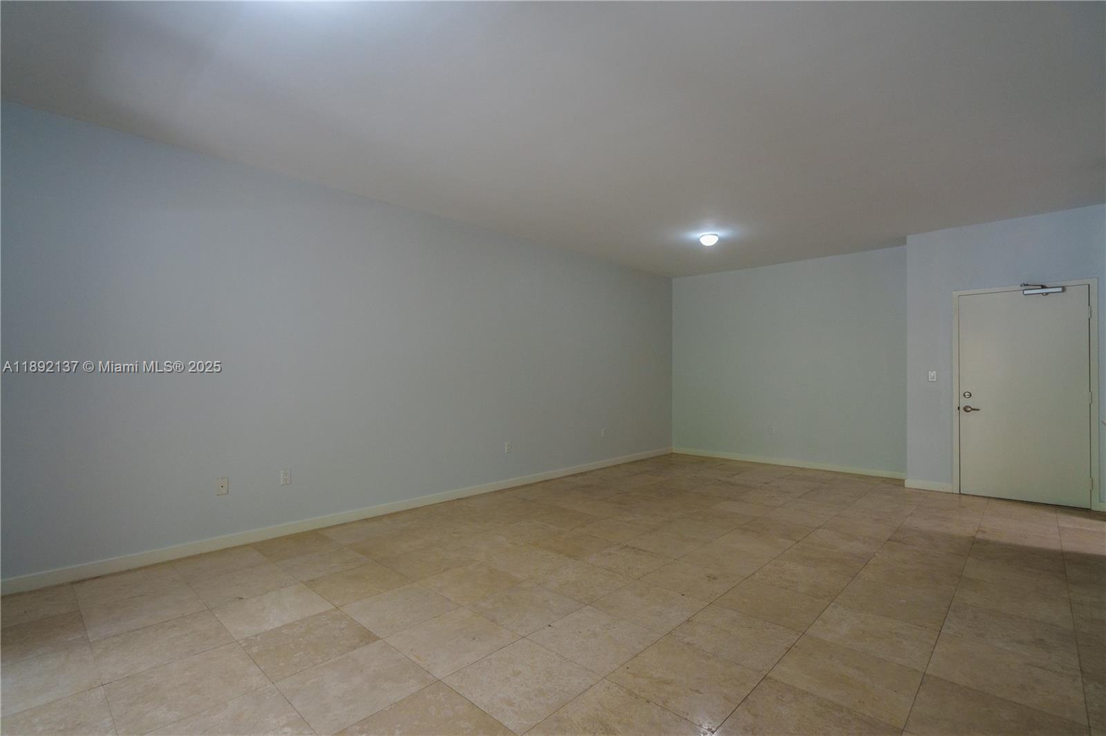 CORAL GABLES SEC K - Residential Lease