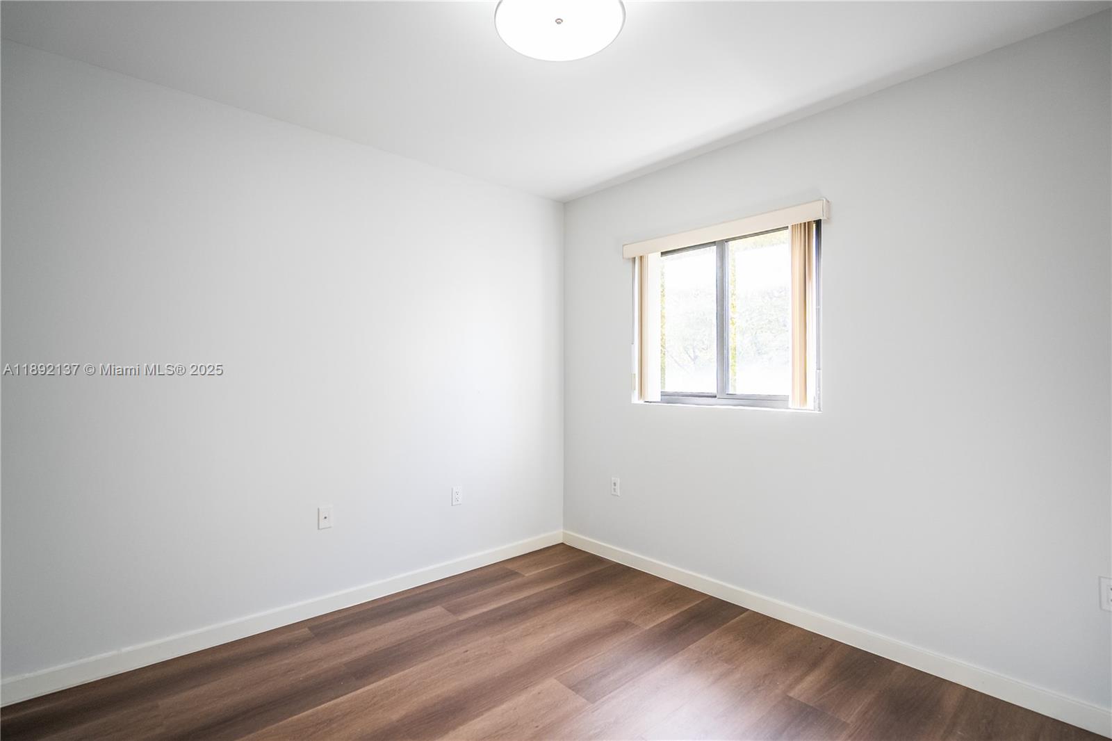 CORAL GABLES SEC K - Residential Lease