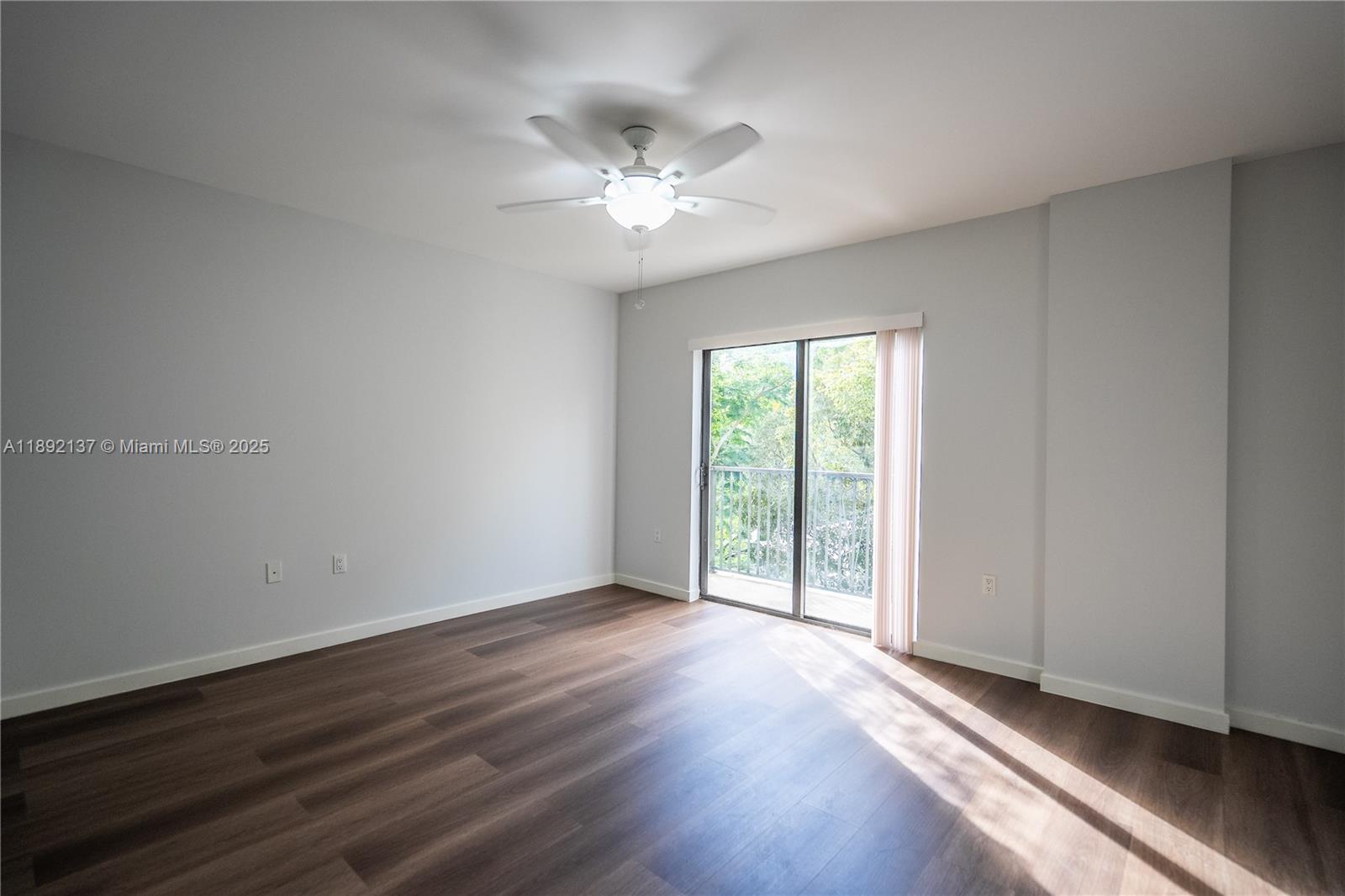 CORAL GABLES SEC K - Residential Lease